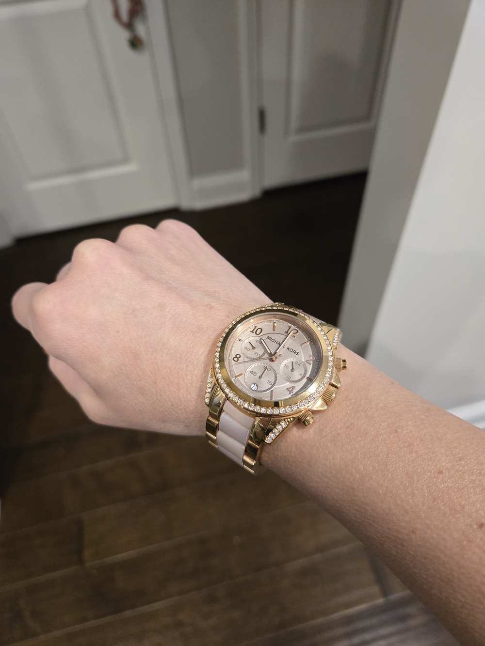 Michael Kors Womens Rose Gold Pink Diamond Watch - Picture 2 of 11
